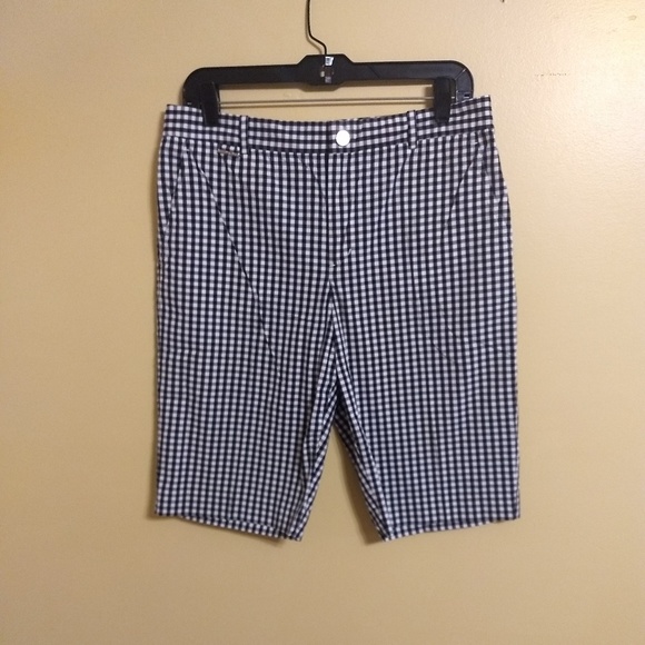 Ralph Lauren Pants - Lauren Ralph Lauren hi waist Bermuda short sz 8 *S